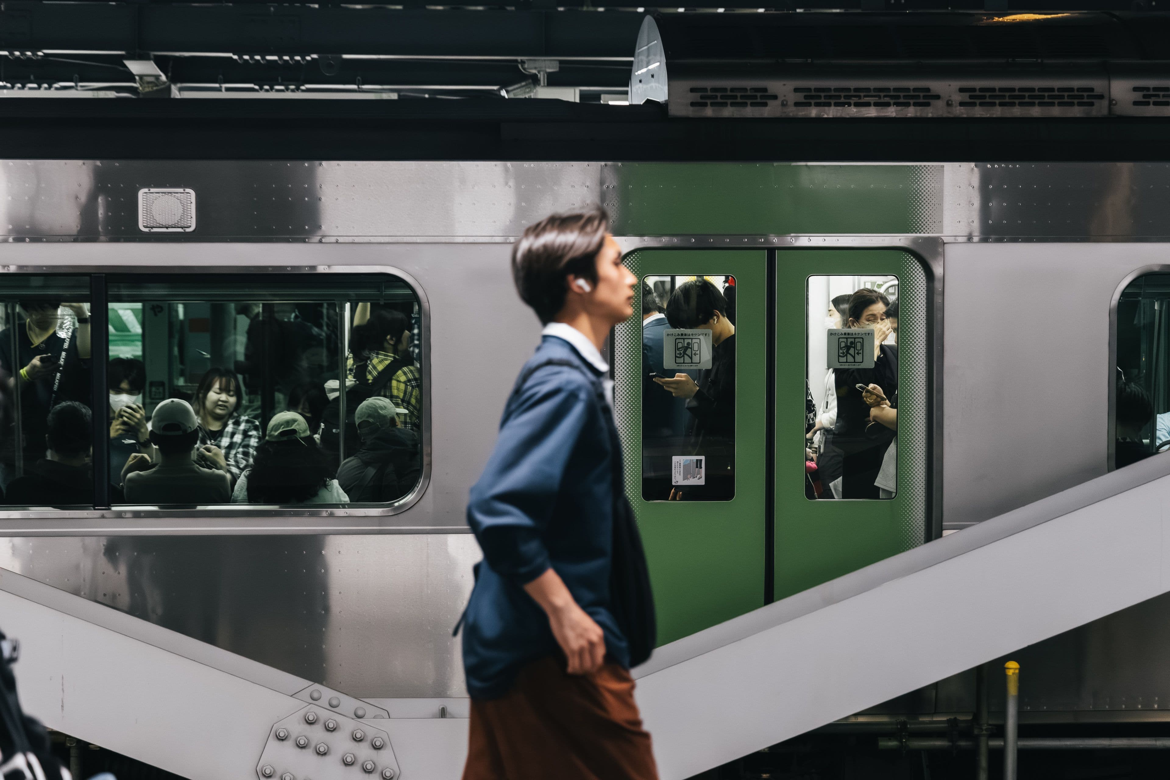 Packed evening trains
